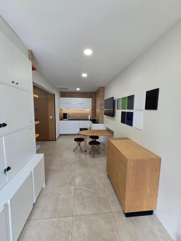 TV a/nebo společenská místnost v ubytování Apartment ARSO