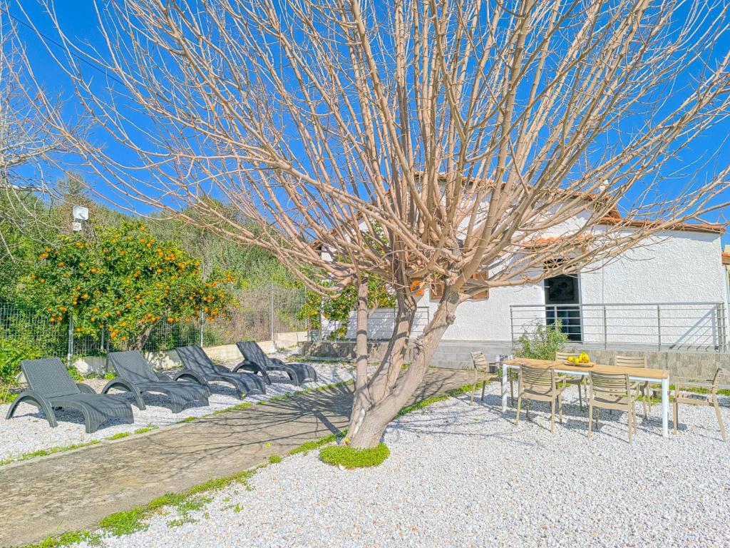 Fotografie z fotogalerie ubytování Charming house 8 minutes walk from Almyrida beach v destinaci Almirída