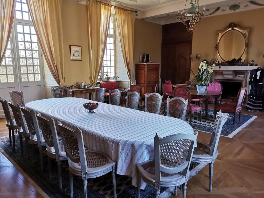 Posezení v ubytování Chateau de Courseulles