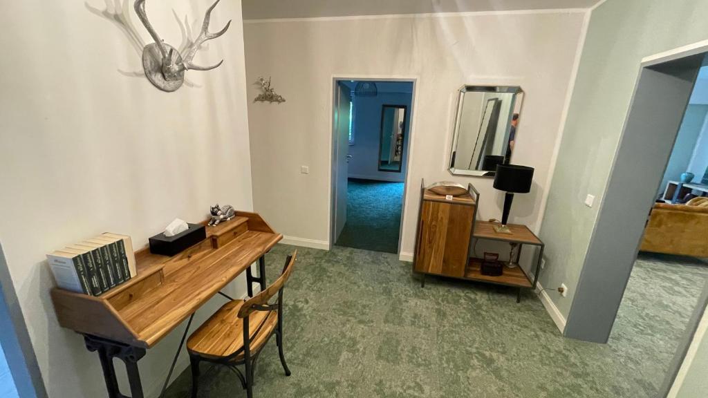 Kuchyň nebo kuchyňský kout v ubytování BESOTEL Erkrath- schicke FeWo oder Apartments zentral nähe Bahnhof und Autobahn im Neandertal mit Glasfaser WLAN und freies Parken