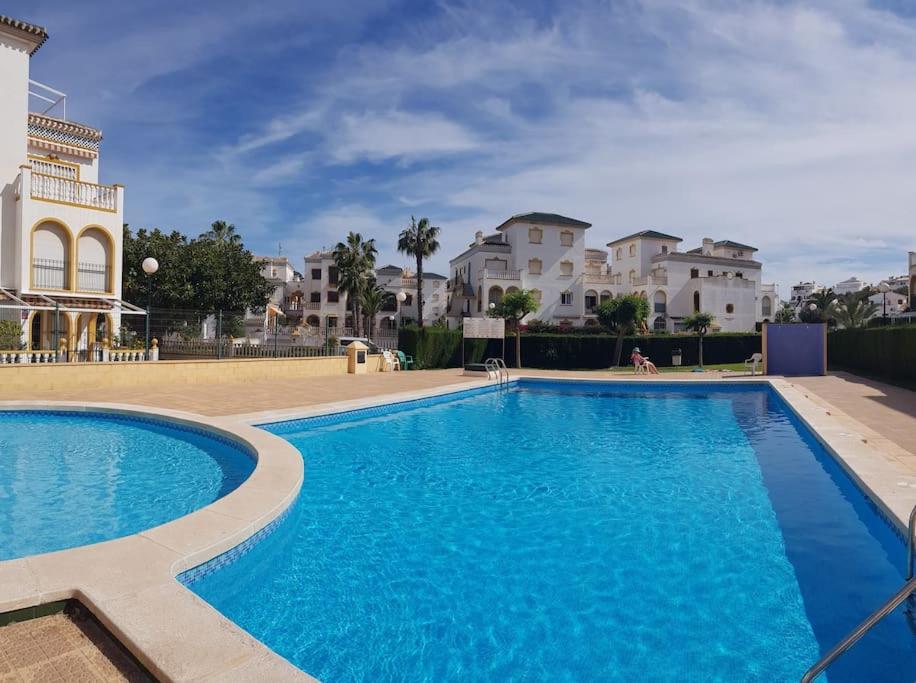 Apartment near beach, 3 bedrooms, garage