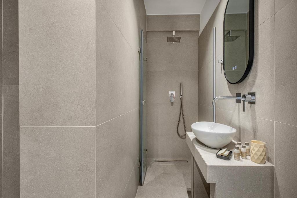 Athens Genesis Luxury Suites - 4