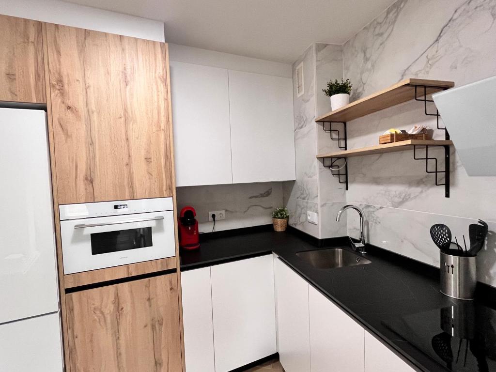 Apartamentos Gran Via - 2