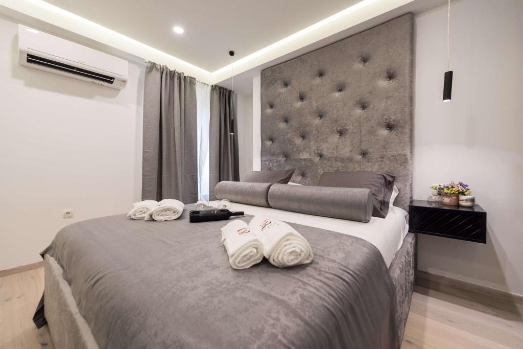 10 Heritage Rooms - 2