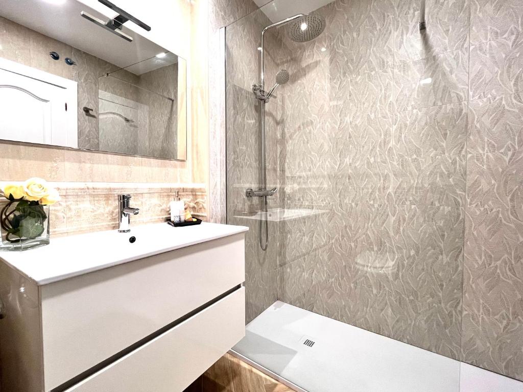 Apartamentos Gran Via - 3