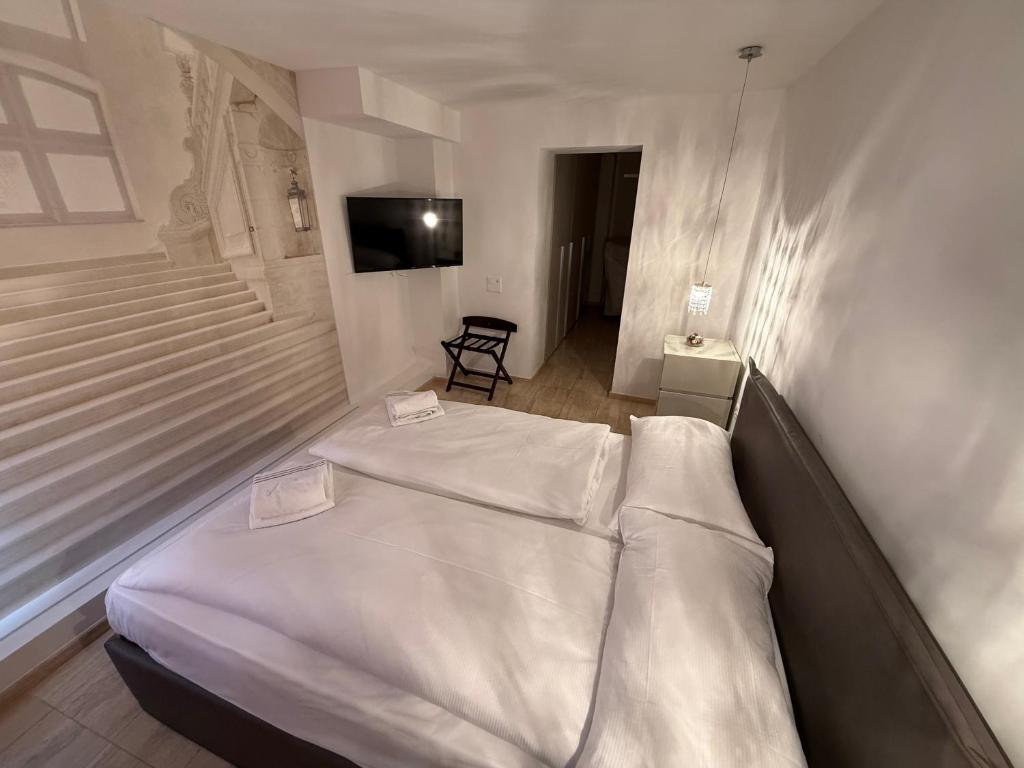 San Carlo Luxury Apartments - Resim 12