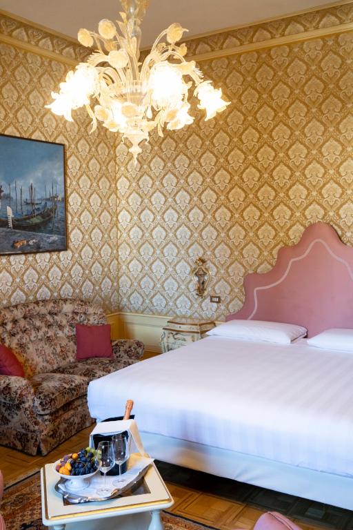Postel nebo postele na pokoji v ubytování Park Hotel Villa Giustinian