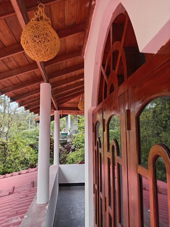 Balkón nebo terasa v ubytování Vimukthi ocean bliss villa