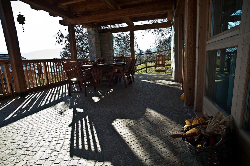 Balkón nebo terasa v ubytování Agritur Maso Pra' Cavai B&B