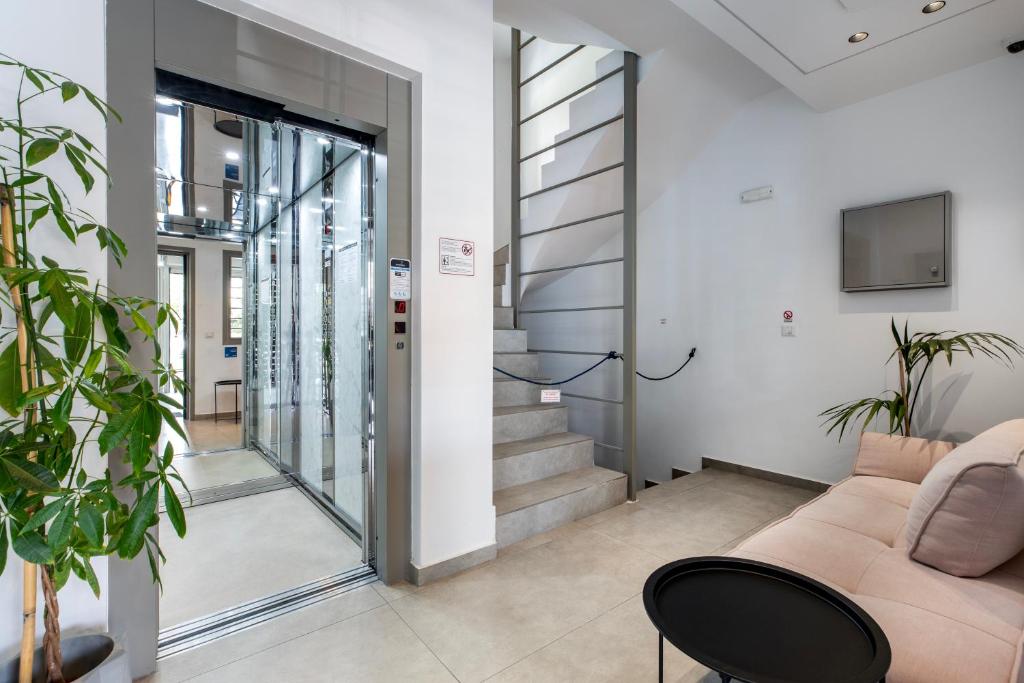 Athens Genesis Luxury Suites - 19