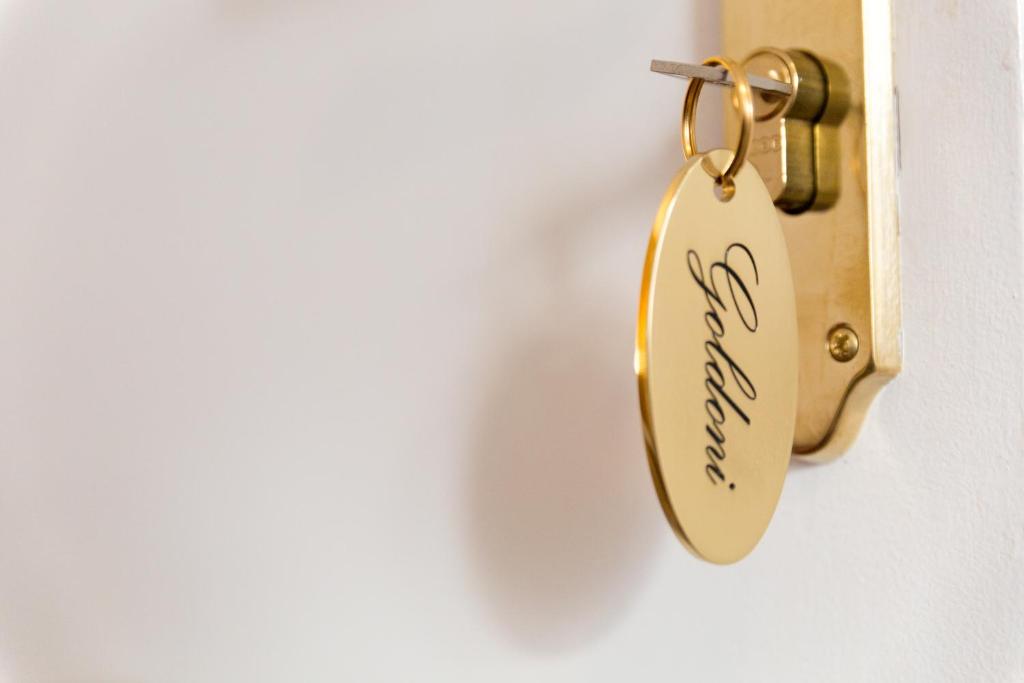 Friendly Venice Suites - 10