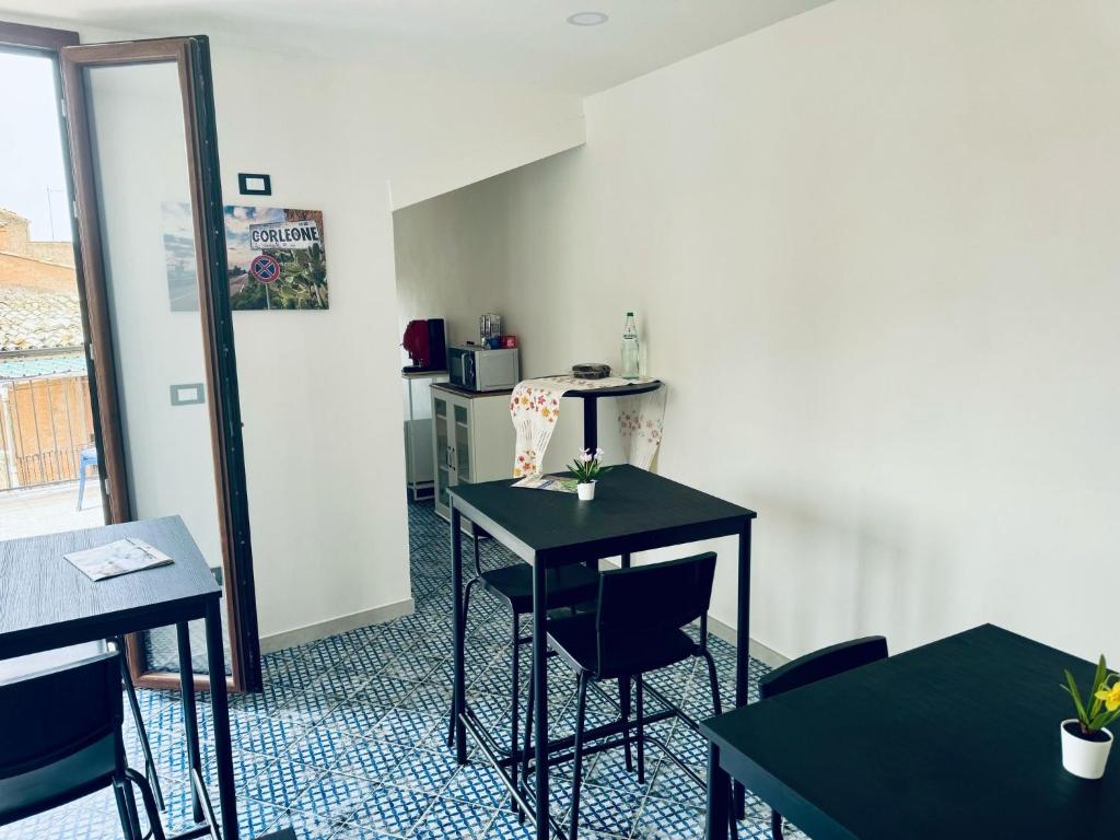 Kuchyň nebo kuchyňský kout v ubytování Corleone Home