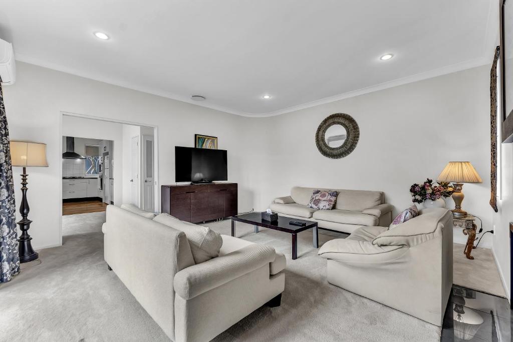 Cozy Home in Epsom - Resim 5