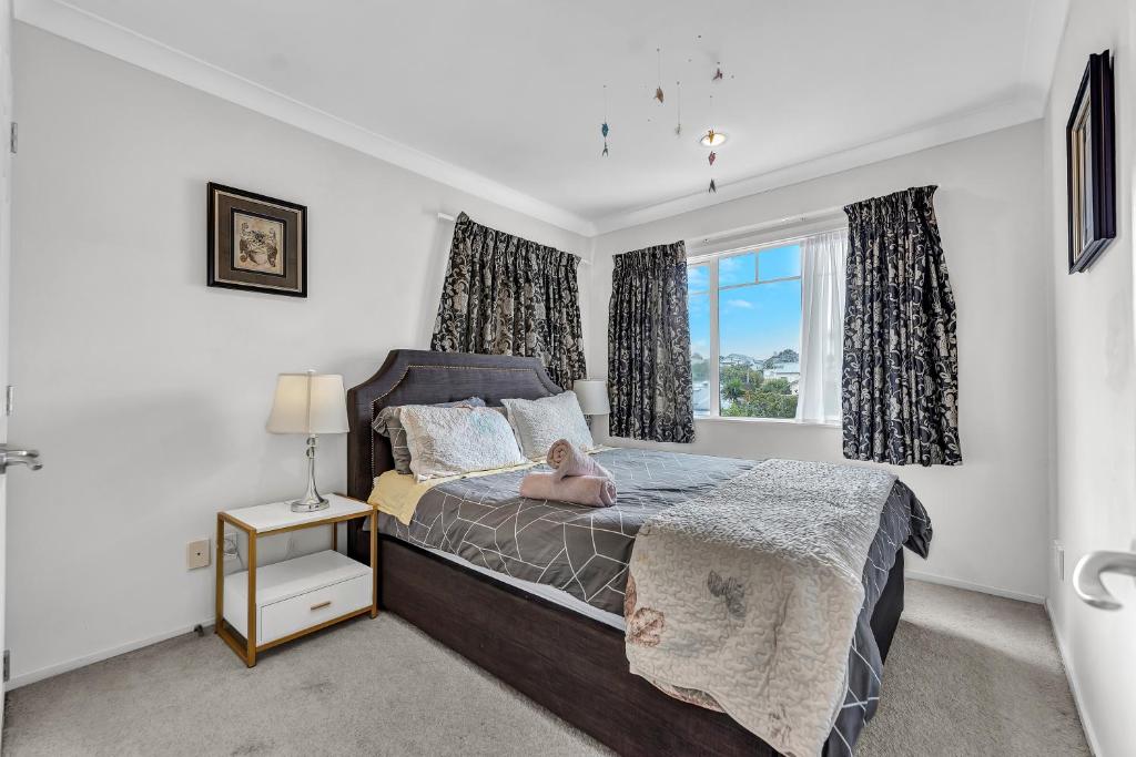 Cozy Home in Epsom - Resim 7