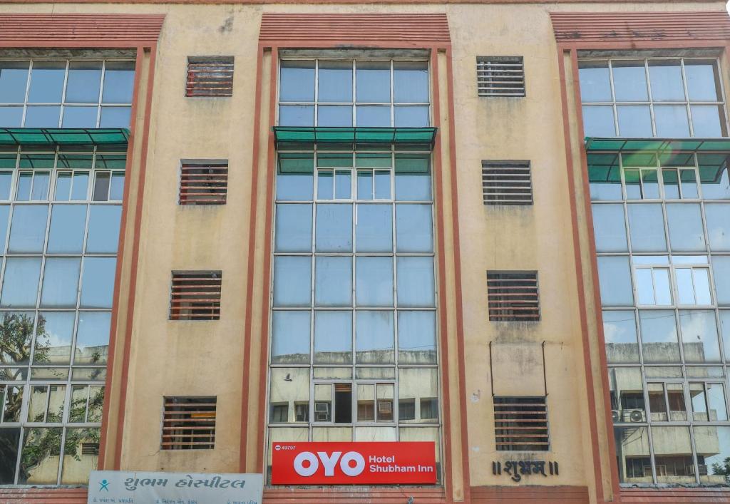 Fotografie z fotogalerie ubytování Super Hotel O Shubham Inn v destinaci Ahmadábád