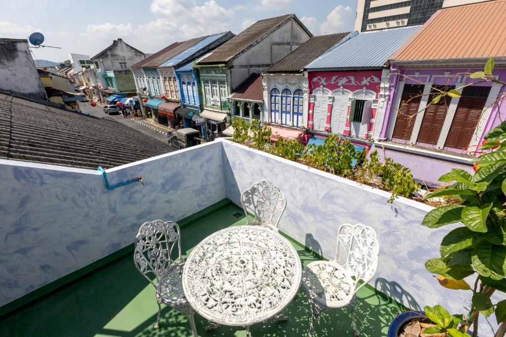 Twelve 8 Boutique House - Resim 26