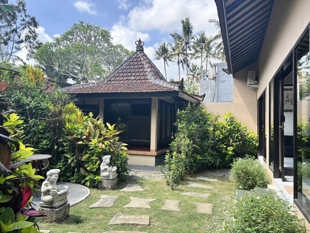 Zahrada ubytování Ambary Ubud - Villas With Workspaces, Ideal For Groups