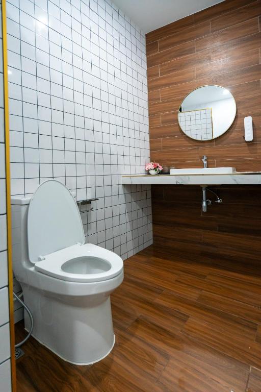 Phunaya Phuket Oldtown Hotel - Resim 30