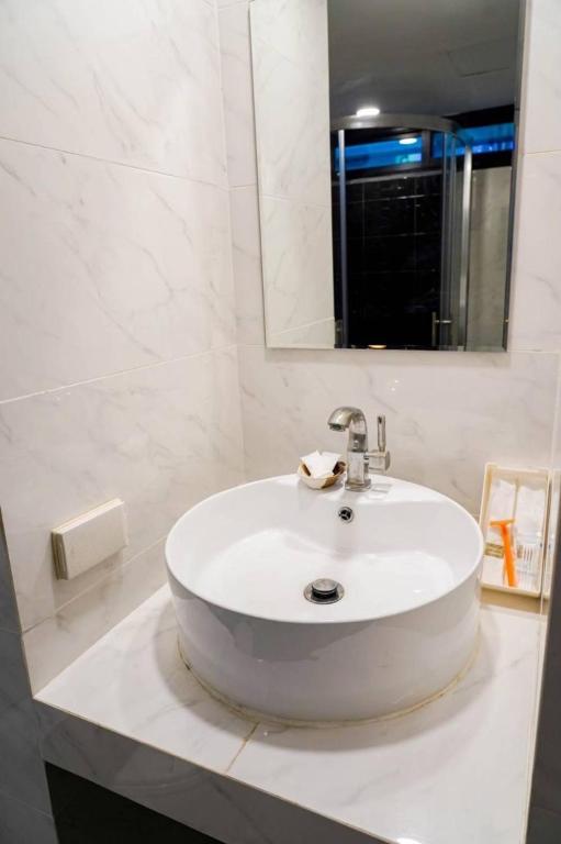 BnB98 Silom Hotel - Resim 45