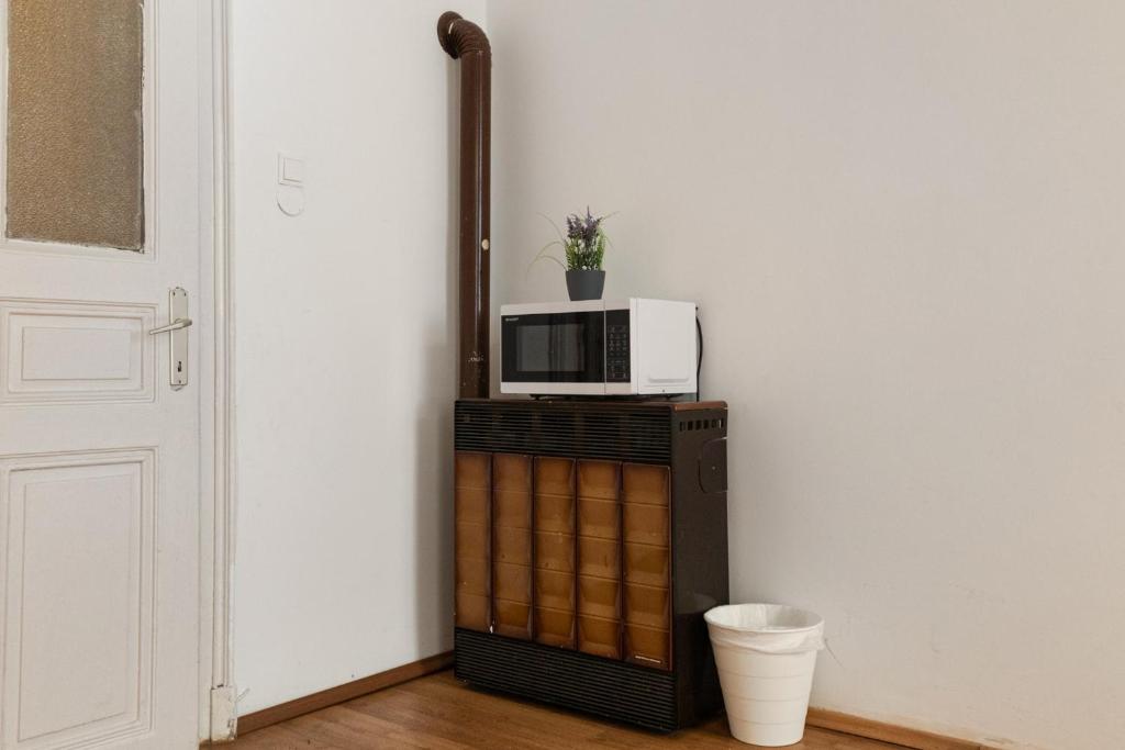 Galeriebild der Unterkunft Comfortable 2BR Apt Central & Well Connected in Wien