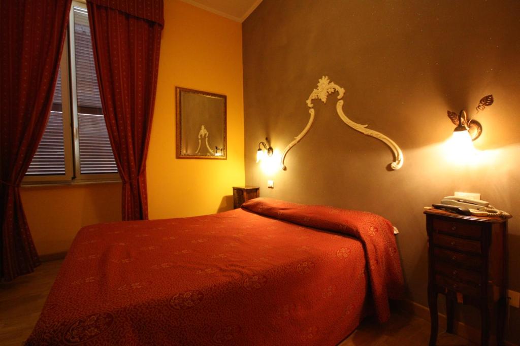 Hotel Cherubini - Resim 43