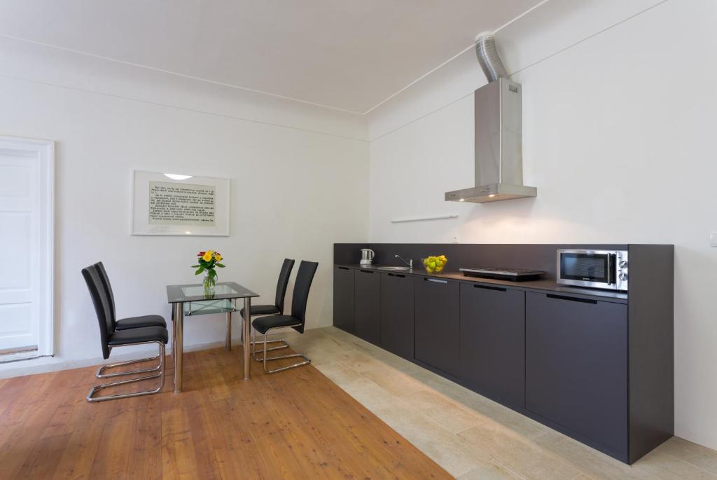 Cucina o angolo cottura di Zámecké apartmány Litomyšl