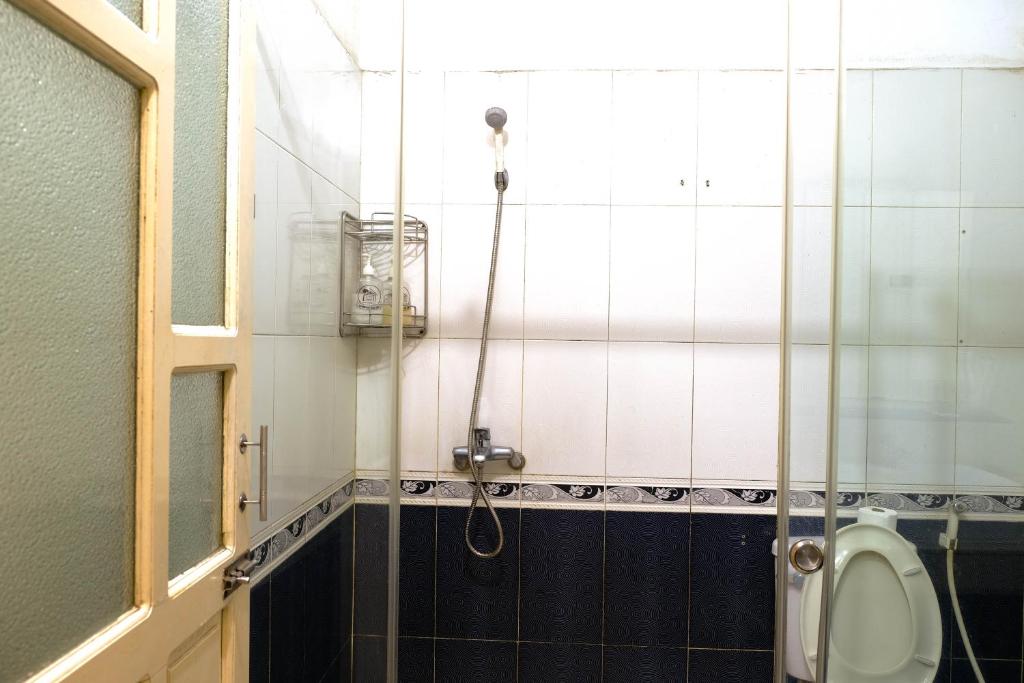 Koupelna v ubytování Lucky Hội an Hotel