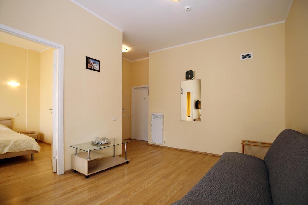 Postel nebo postele na pokoji v ubytování Apart Hotel Tomo FREE PARKING