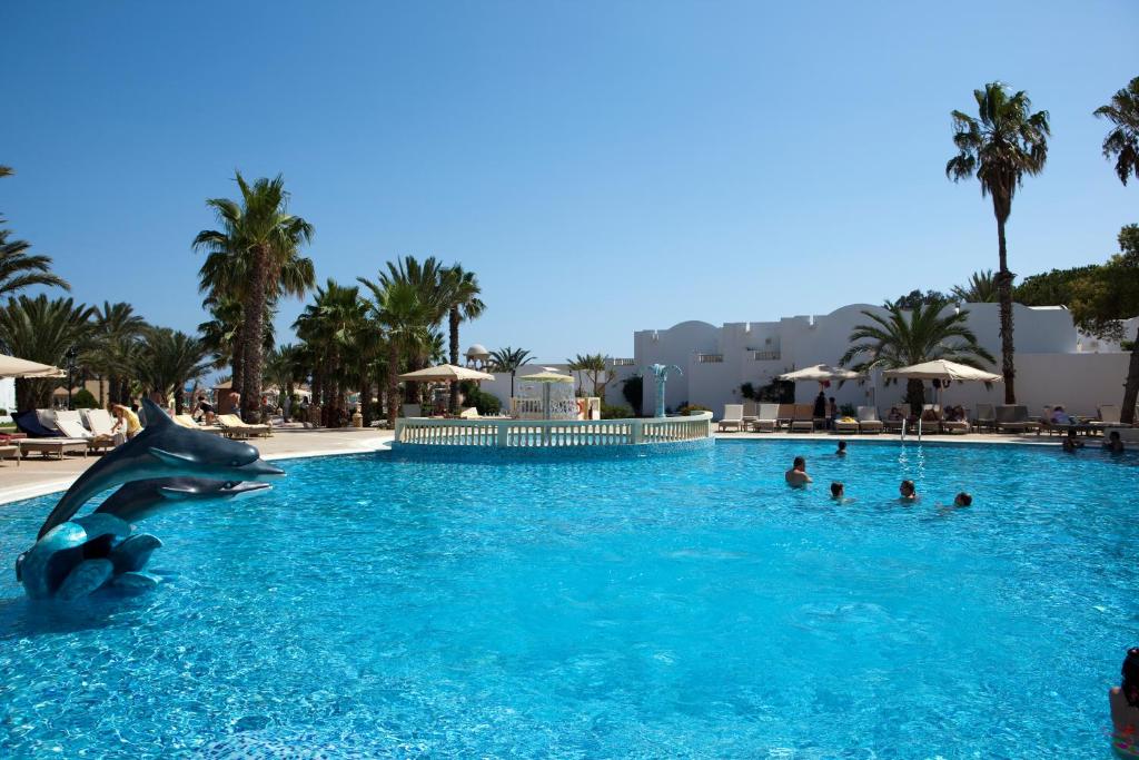 Bazén v ubytování Steigenberger Marhaba Thalasso Hammamet nebo v jeho okolí
