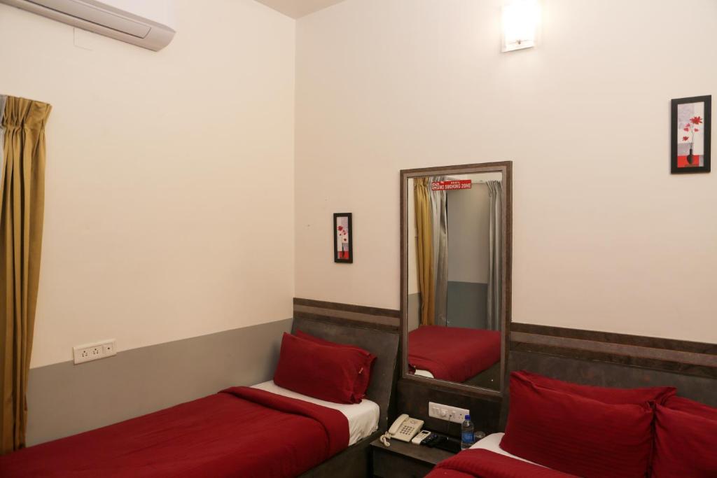 Posezení v ubytování Hotel Sapthagiri Nest