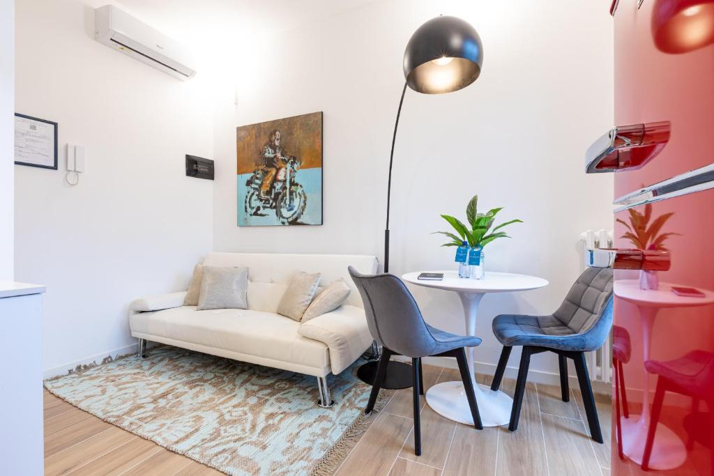 Assunta Exclusive Apartment with Balcony - Top Collection