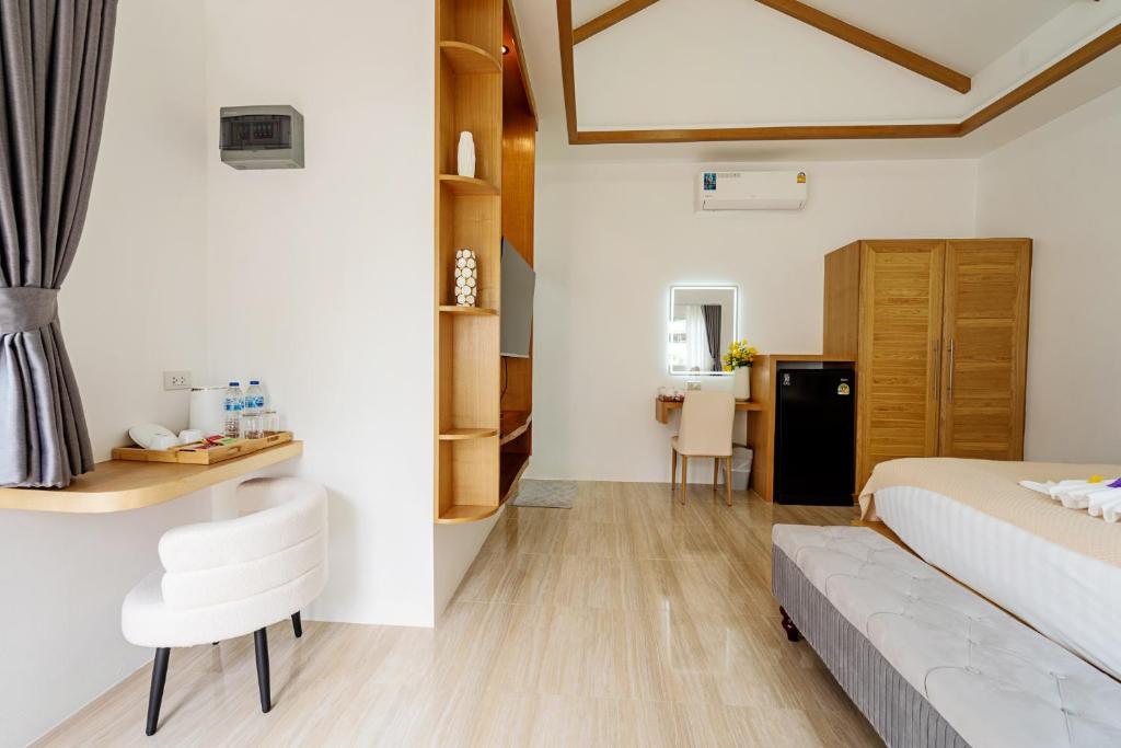 Postel nebo postele na pokoji v ubytování Lerwin House