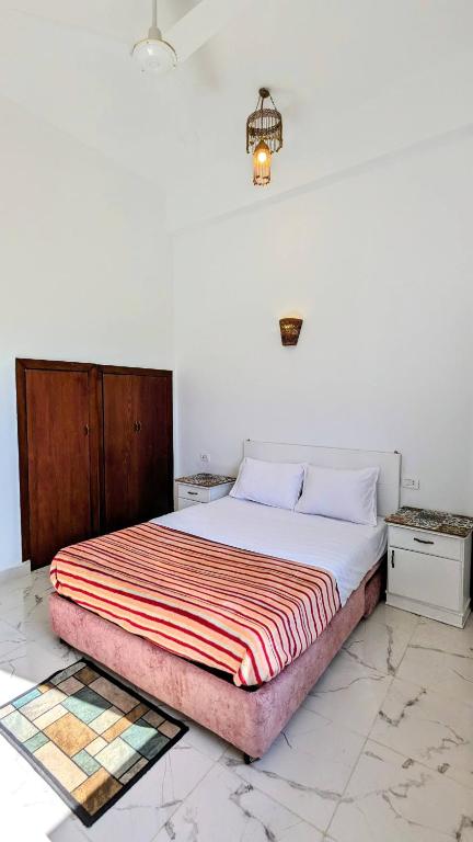 Yasmine Guest House - 9