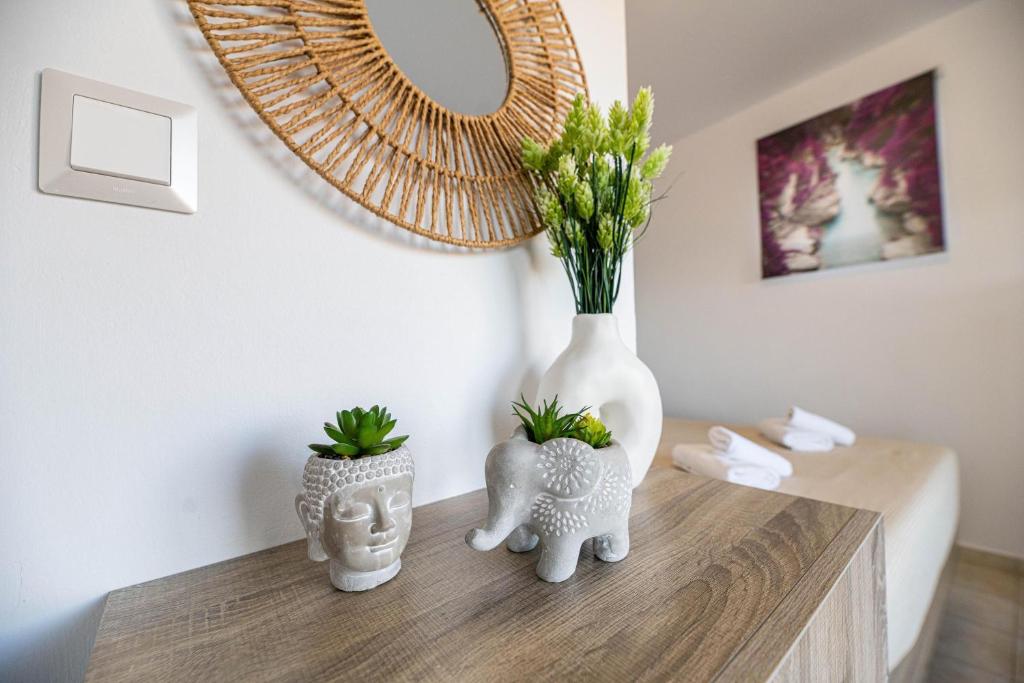 Zdjęcie z galerii obiektu Aperanto Galazio Apartment w mieście Archangelos