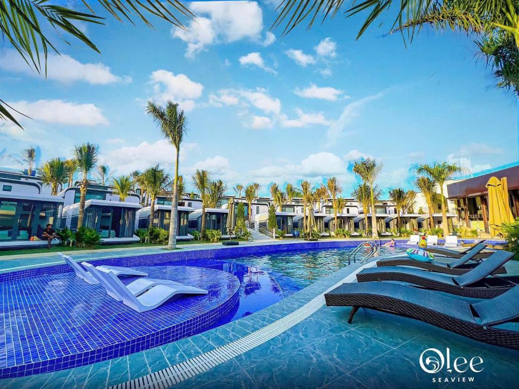 Bazén v ubytování Olee SeaView Resort nebo v jeho okolí