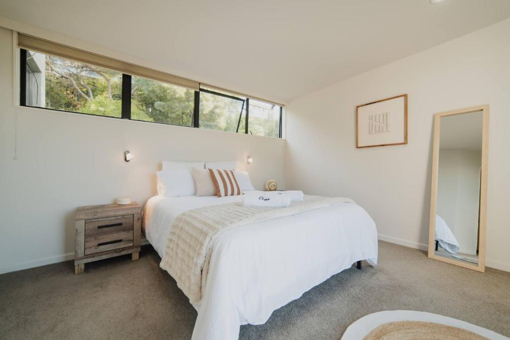 Adventure & Relaxation Cozy 3BR Stay with Games & Scenic Views - Resim 5