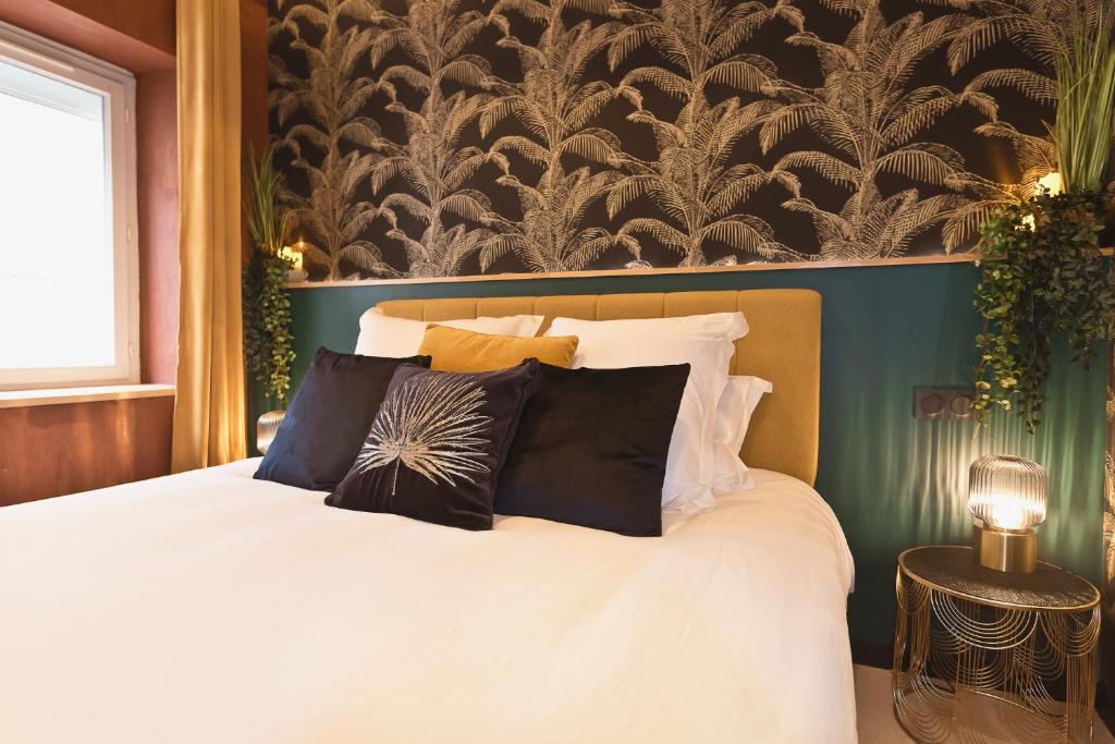Suite avec jacuzzi - Le Boudoir de la Loire, Chalonnes-sur-Loire (tarifs  actualiss pour 2026)