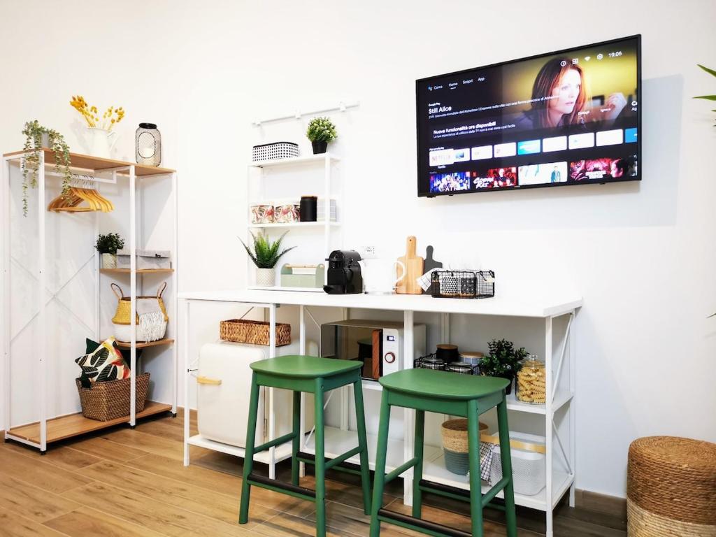 Viva Studio - Metro 2 passi - Duomo & Linate Direct - AC - Balcony
