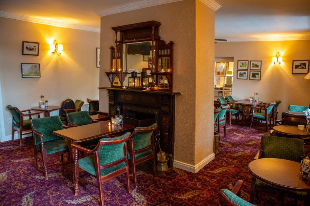 Posezení v ubytování Leenane Hotel