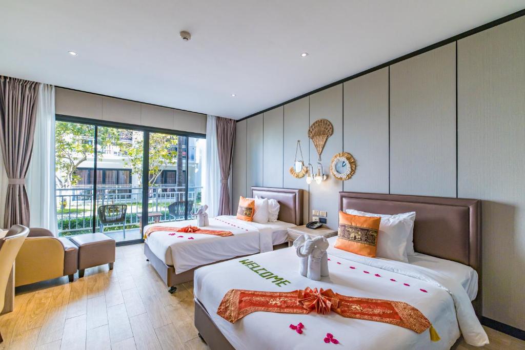 BJ & Radisson Sea View Hotel - 12