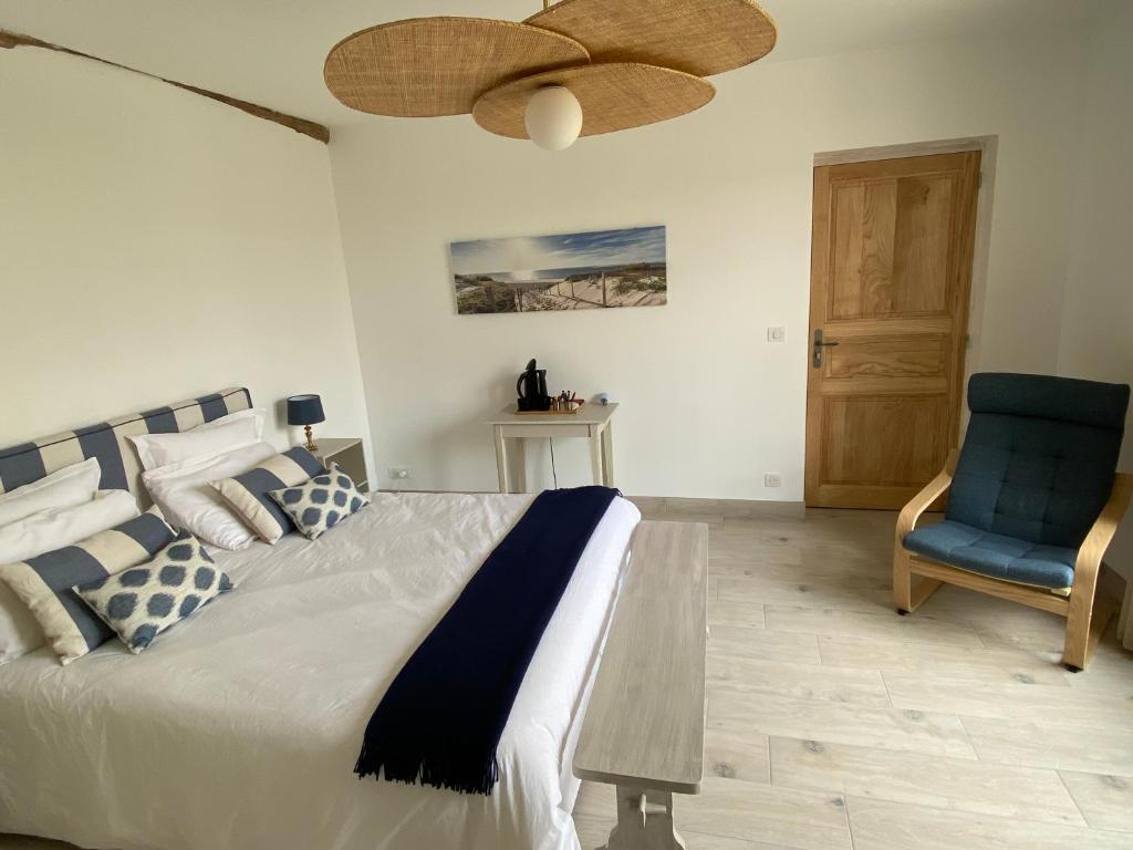 Billede fra billedgalleriet på Les gîtes des Lauriers roses Chambre privée Île d Aix i Geay