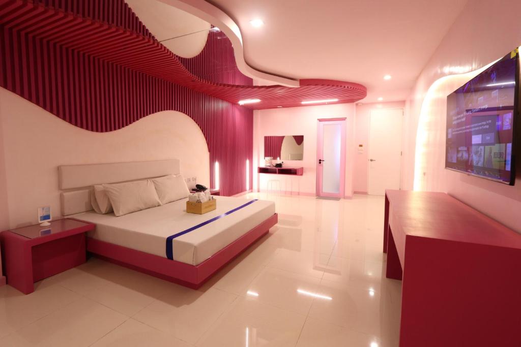TV a/nebo společenská místnost v ubytování Hotel Dreamworld East Ortigas