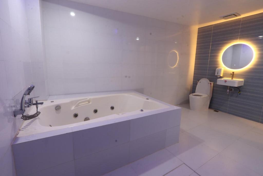 Koupelna v ubytování Hotel Dreamworld East Ortigas