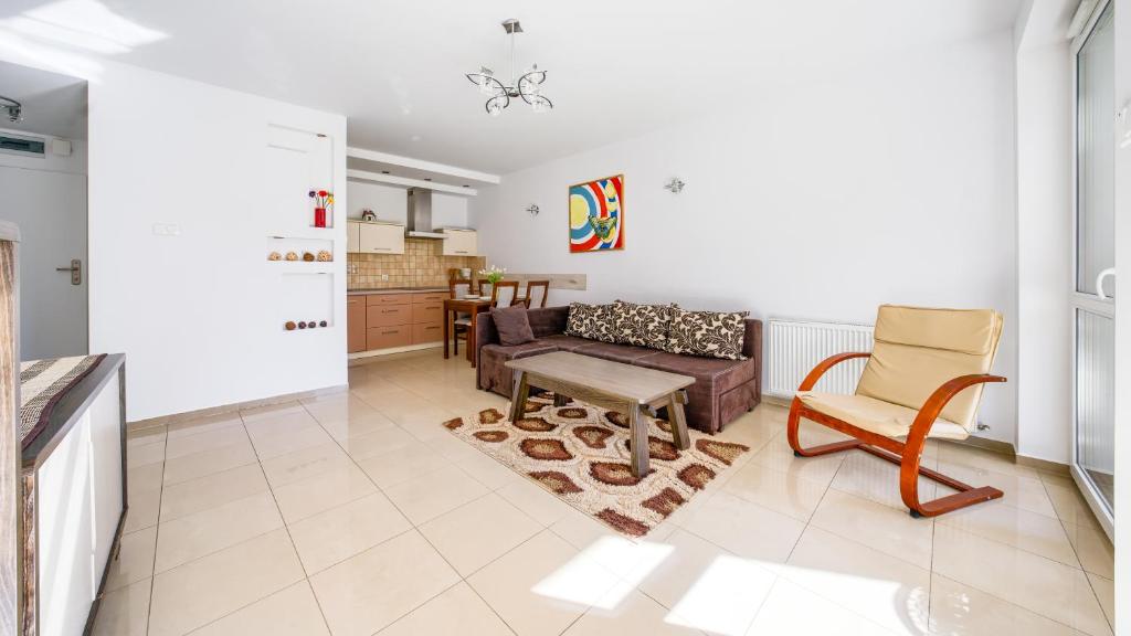 Kuchyňa alebo kuchynka v ubytovaní Apartamenty Sun & Snow Kołobrzeg Jantar