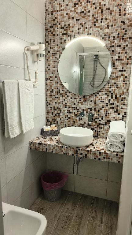 Koupelna v ubytování Hotel PRINCIPE AMEDEO