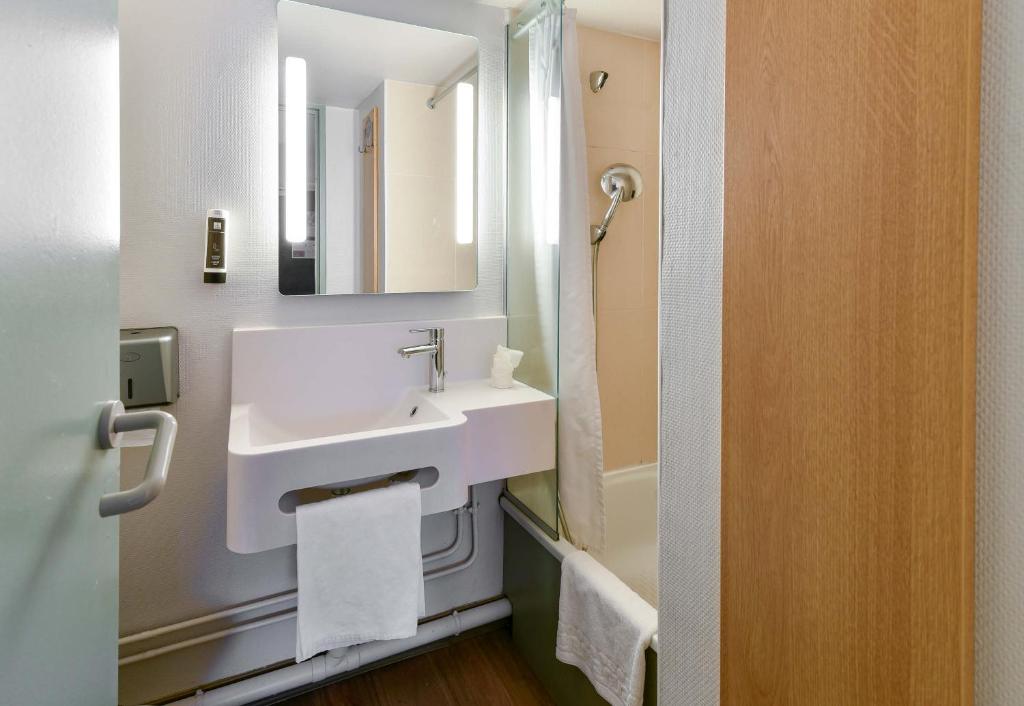 Koupelna v ubytování B&B HOTEL Toulouse Cité de l'Espace Mouchotte