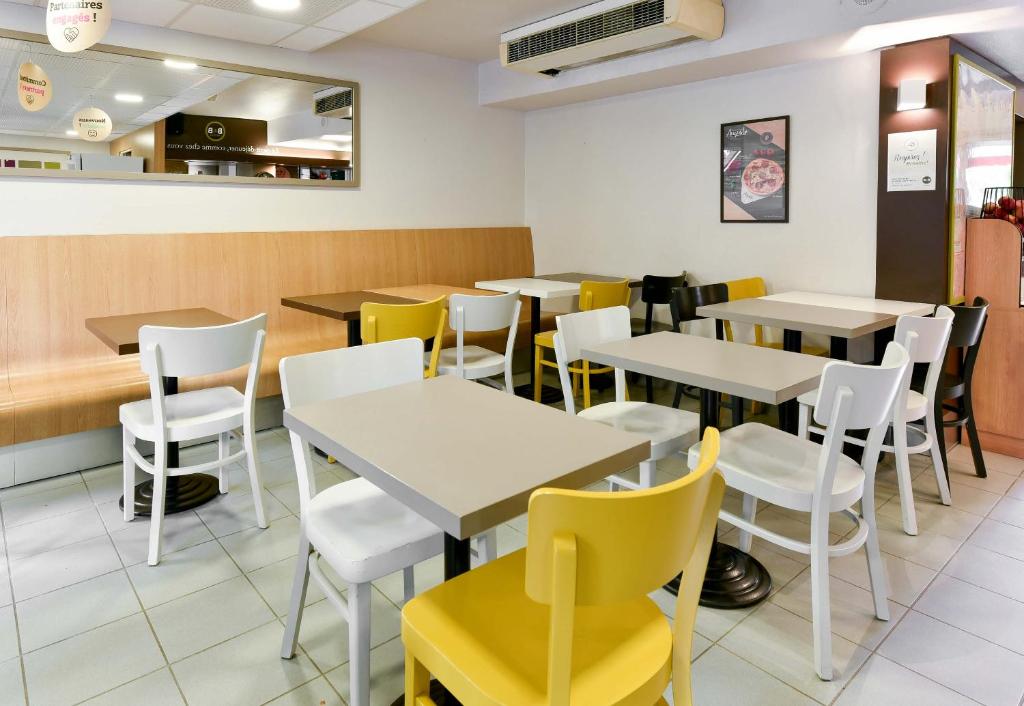 B&B HOTEL Toulouse Cité de l'Espace Mouchotte - Resim 42