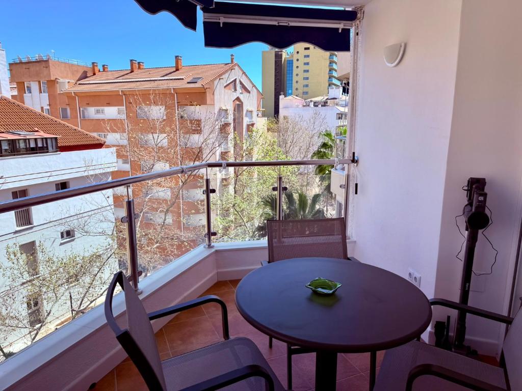Balkón nebo terasa v ubytování APARTAMENTO EN EL CENTRO CERCA DE La PLAYA