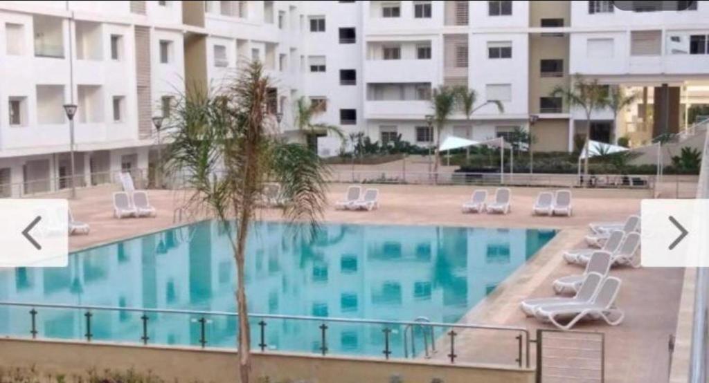 Bazén v ubytování Chic apartment islan nebo v jeho okolí