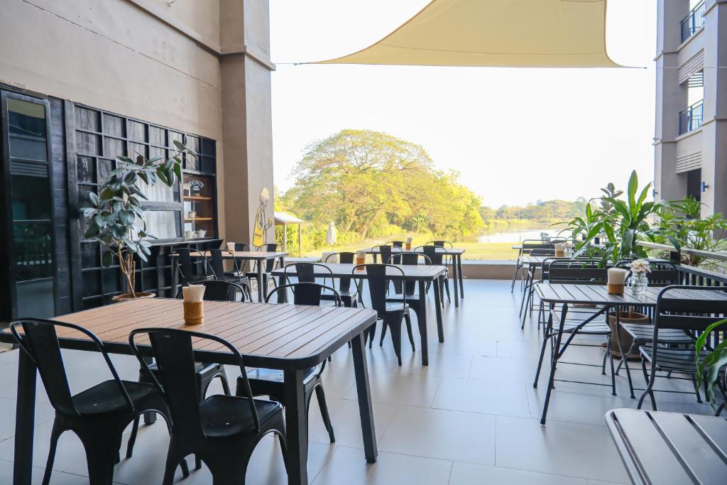 Brown House Hotel - Resim 28